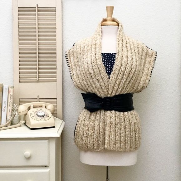 Hand Knit Boxy Sweater Vest, Blanket Stitched Trim - Picture 7 of 7